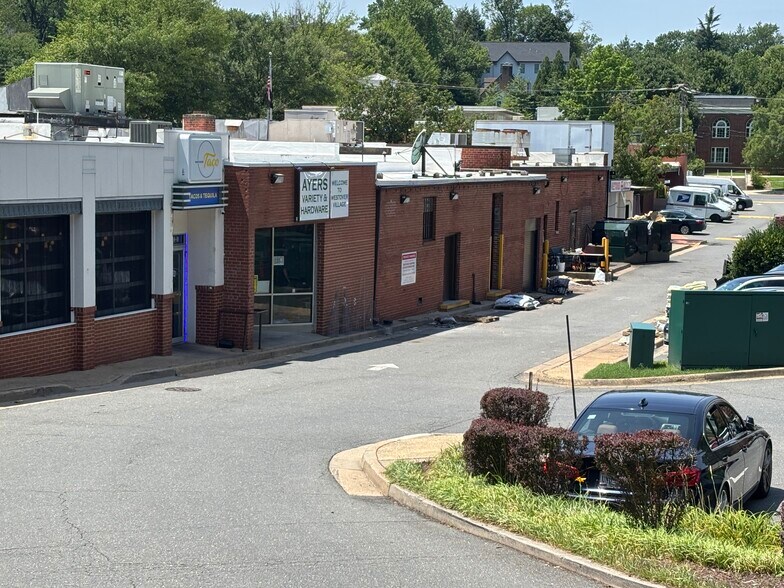 More Photos Of 5839-5853 Washington Blvd, Arlington Unknown For Lease