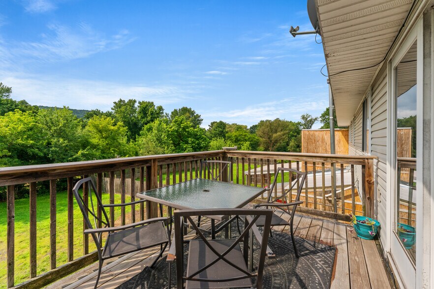 More Photos Of 2582 State Highway 7, Bainbridge Restaurant For Sale