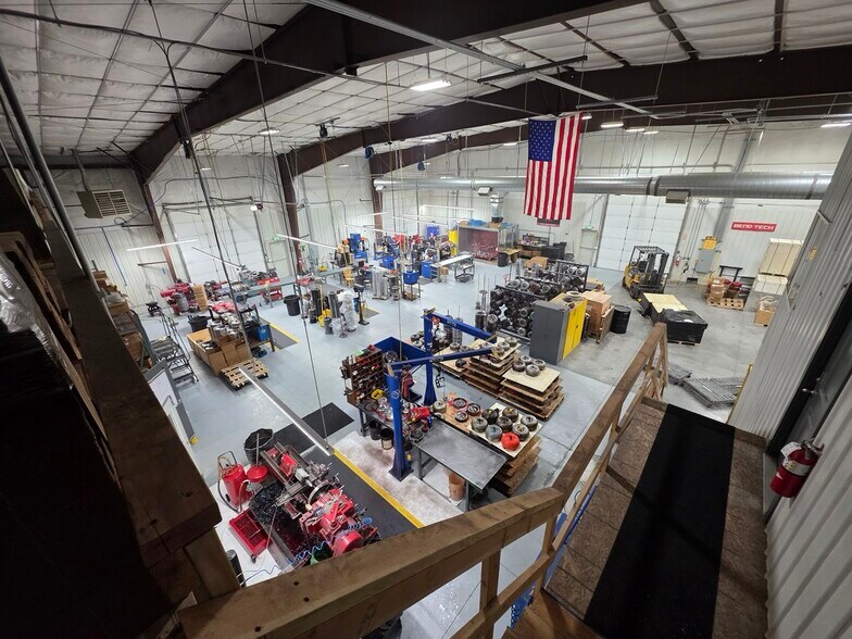 More Photos Of 1518 N Pine Canyon Rd, Tooele Showroom For Lease