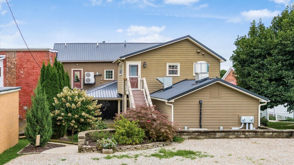 More Photos Of 120 W Main St, Somerset Flex For Sale