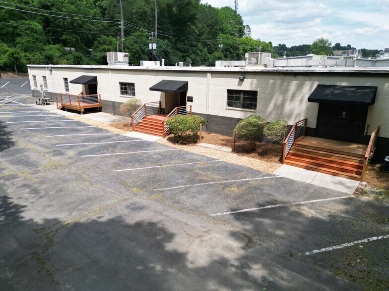 More Photos Of 1095 Zonolite Rd NE, Atlanta Loft Creative Space For Lease