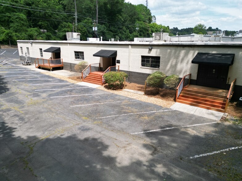 More Photos Of 1095 Zonolite Rd NE, Atlanta Loft Creative Space For Lease