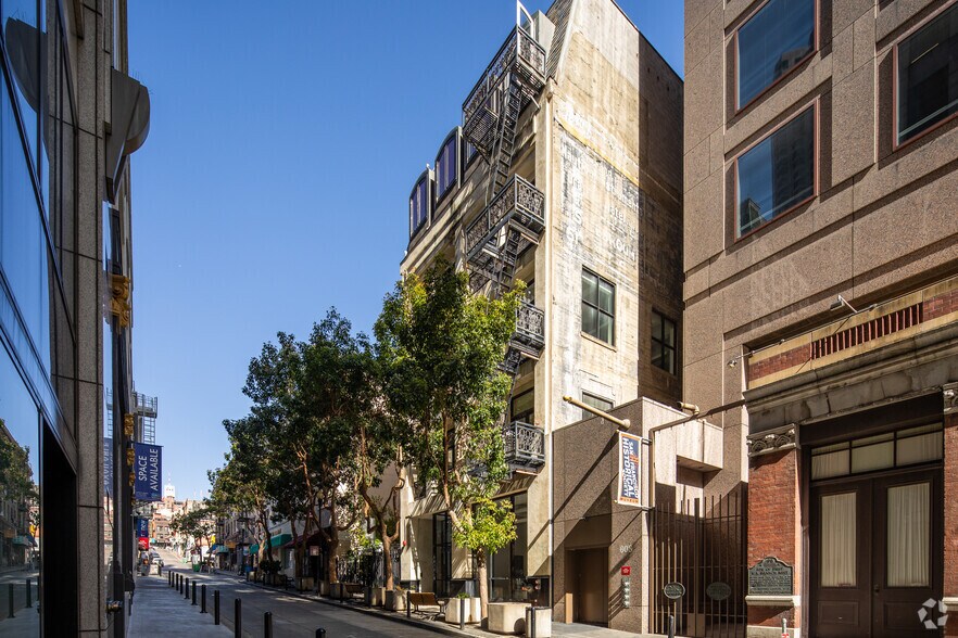 More Photos Of 632 Commercial St, San Francisco Office For Sale