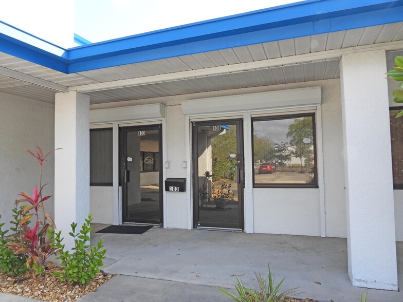 More Photos Of 2061 Palm Bay Rd NE, Palm Bay Office For Lease