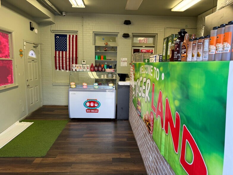 More Photos Of 2 Washington Rd, Westminster Restaurant For Sale