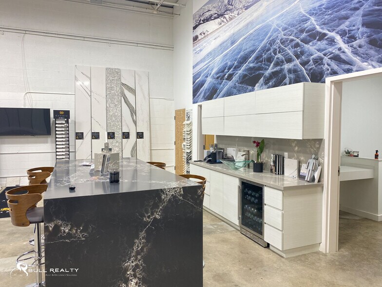 More Photos Of 1426 Chattahoochee Ave NW, Atlanta Warehouse For Lease