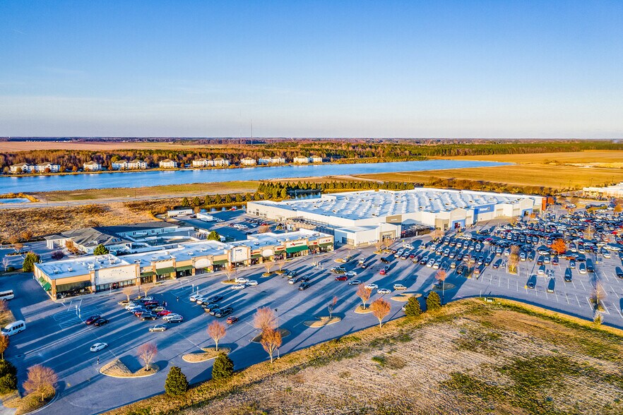 More Photos Of US 17 & Halstead Extensio, Elizabeth City Unknown For Lease