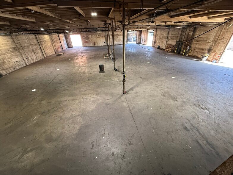 More Photos Of 1201 W Jon St, Torrance Service For Lease