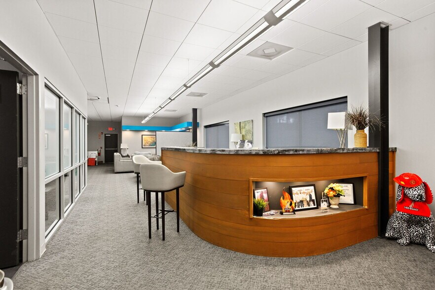 More Photos Of 340 Interstate Blvd, Greenville Warehouse For Sale