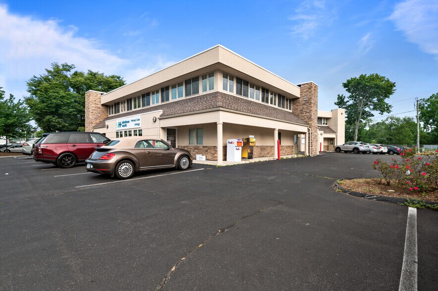 More Photos Of 1353 Boston Post Rd, Madison Medical For Lease