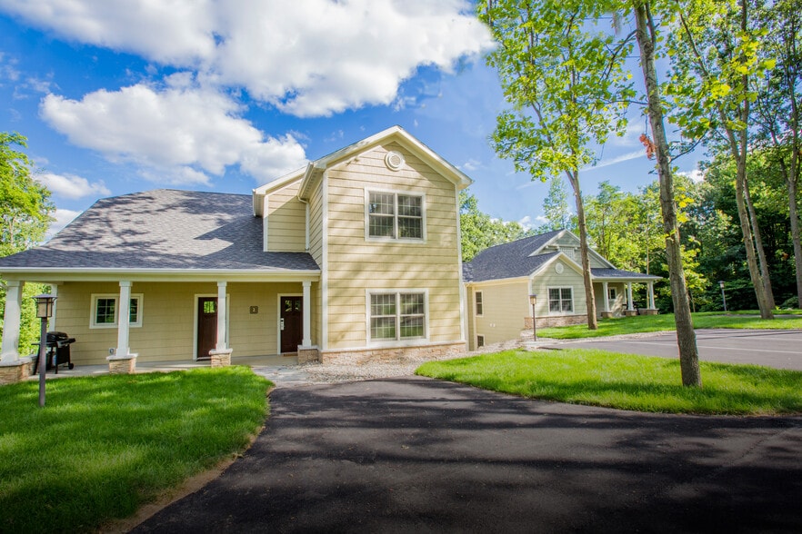 More Photos Of 61809 Stonegate Dr, Centreville Golf Course Driving Range For Sale
