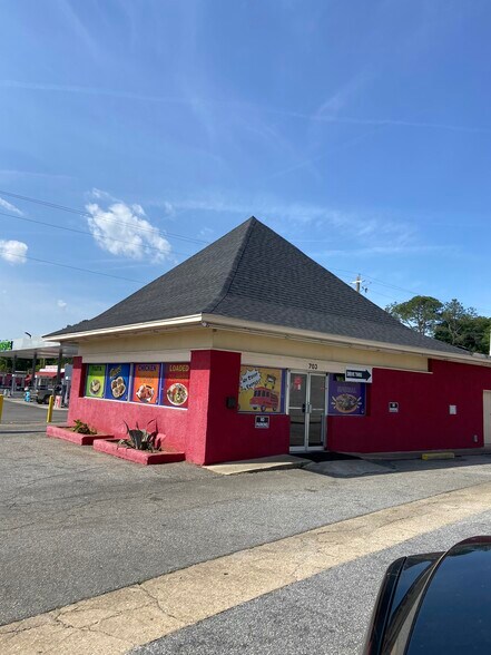 Primary Photo Of 703 S Slappey Blvd, Albany Freestanding For Sale