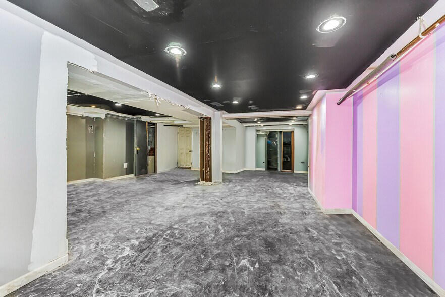 More Photos Of 3910 White Plains Rd, Bronx Storefront Retail Office For Sale