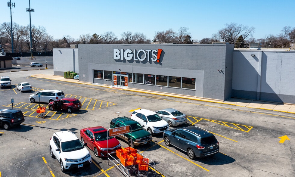 More Photos Of 8148 S Cicero Ave, Burbank Freestanding For Lease