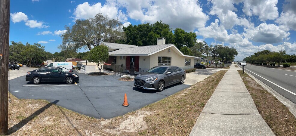 Primary Photo Of 6703 Massachusetts Ave, New Port Richey Showroom For Sale
