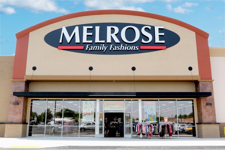 More Photos Of 801-811 W Pierce St, Carlsbad Department Store For Sale