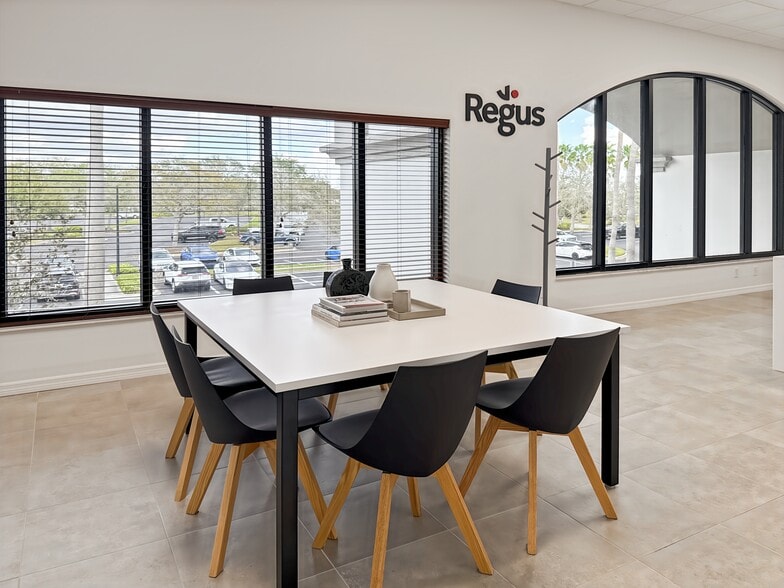 More Photos Of 6901 Professional Pky E, Sarasota Coworking Space