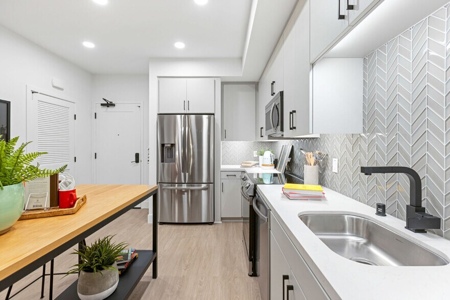 More Photos Of 4353 Park Blvd, San Diego Apartments For Lease