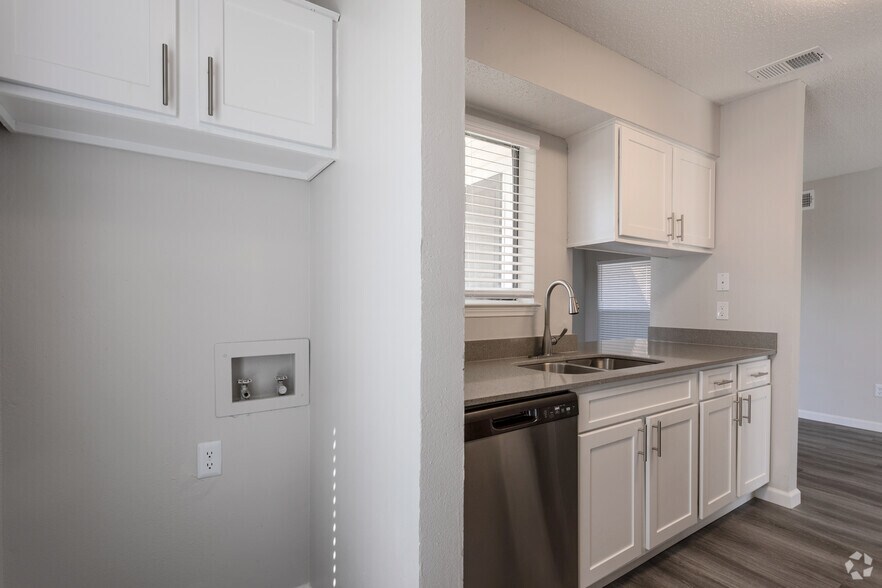 More Photos Of 4328 Duck Creek Dr, Garland Apartments For Sale