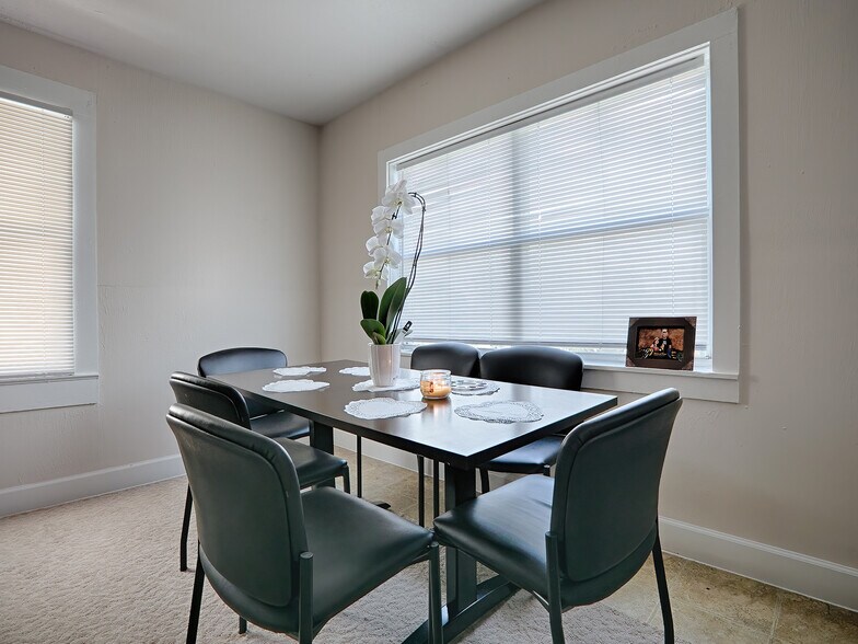 More Photos Of 422 E Citrus Ave, Eustis Multifamily For Sale
