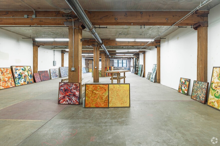 More Photos Of 1200 W 35th St, Chicago Office For Lease