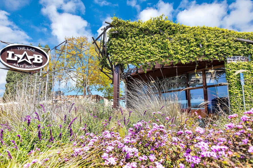 More Photos Of 2930 Bristol St, Costa Mesa Unknown For Lease