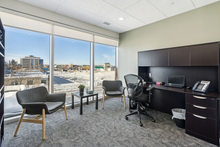 More Photos Of 7005 Fairmount Dr SE, Calgary Medical For Sale