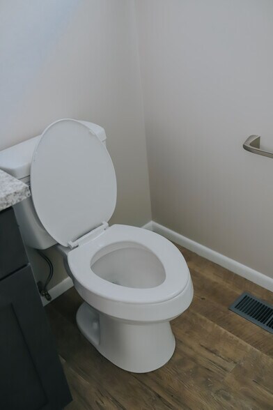 More Photos Of 419 W Main, Du Quoin Multifamily For Sale
