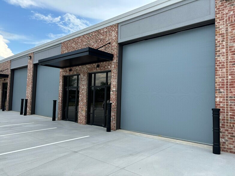 More Photos Of 230 Casey's Ln, Flowood Light Distribution For Lease