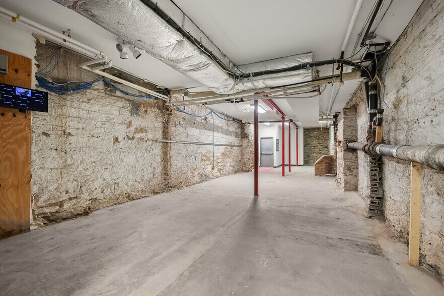 More Photos Of 273 Lenox Ave, New York Storefront Retail Office For Sale