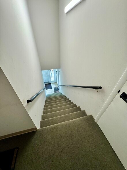 More Photos Of 555 W Granada Blvd, Ormond Beach Medical For Sale