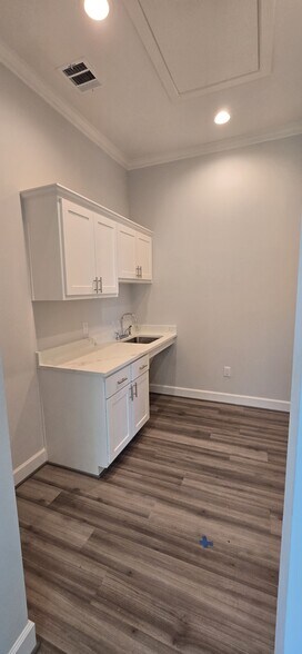 More Photos Of 1630 W Prosper Trl, Prosper Unknown For Lease