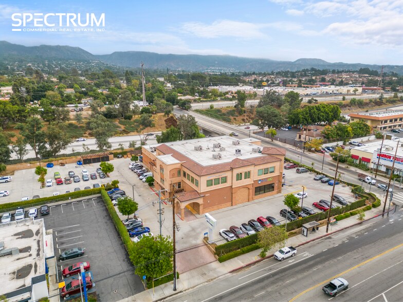 More Photos Of 13803 Foothill Blvd, Sylmar Drugstore For Lease