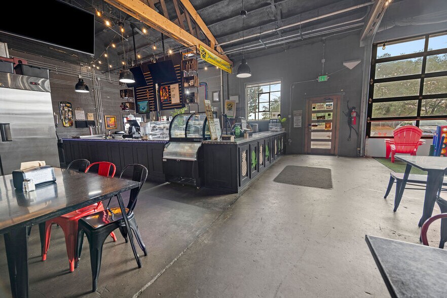 More Photos Of 1589 W Victory Way, Craig Flex For Sale