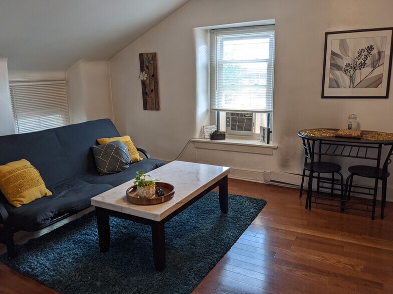 More Photos Of 7101 Ridge Ave, Philadelphia Apartments For Sale