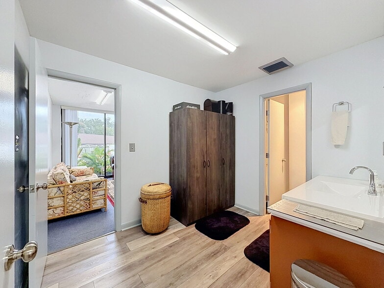 More Photos Of 5321 Grand Blvd, New Port Richey Medical For Sale