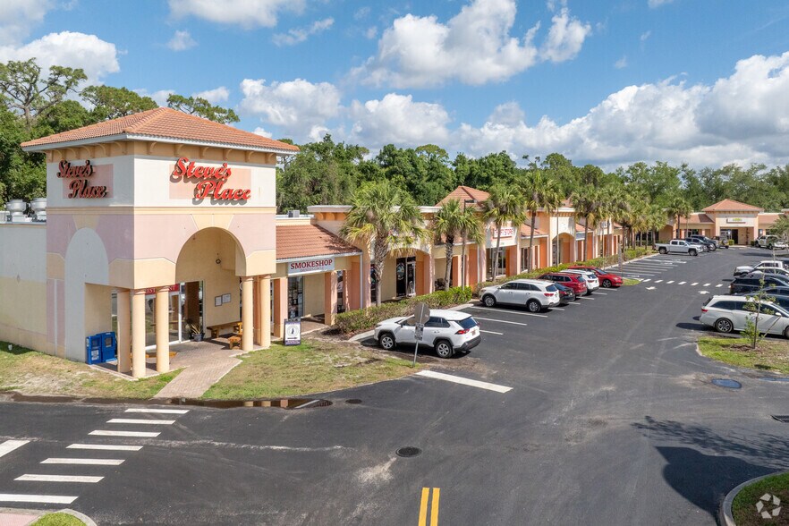 Primary Photo Of 5781-5783 Bayshore Rd, North Fort Myers Unknown For Lease