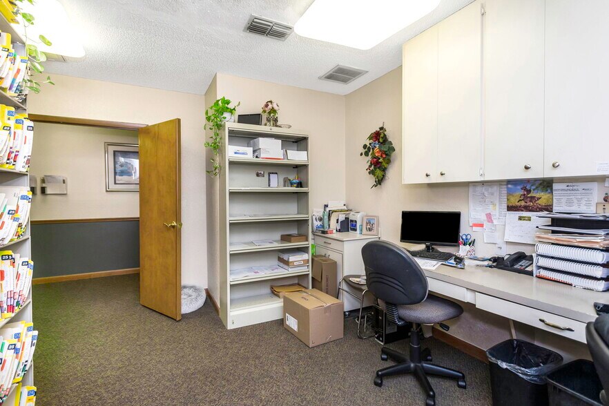 More Photos Of 701 N Hercules Ave, Clearwater Medical For Sale