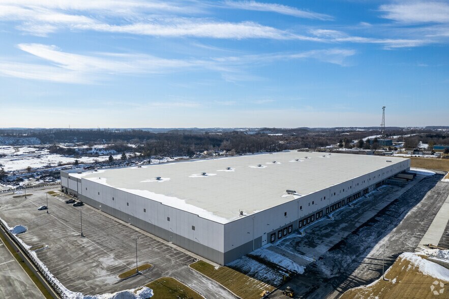 More Photos Of 3585 S Church St, Whitehall Distribution For Lease