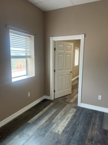 More Photos Of 16518 House Hahl Rd, Cypress Unknown For Lease