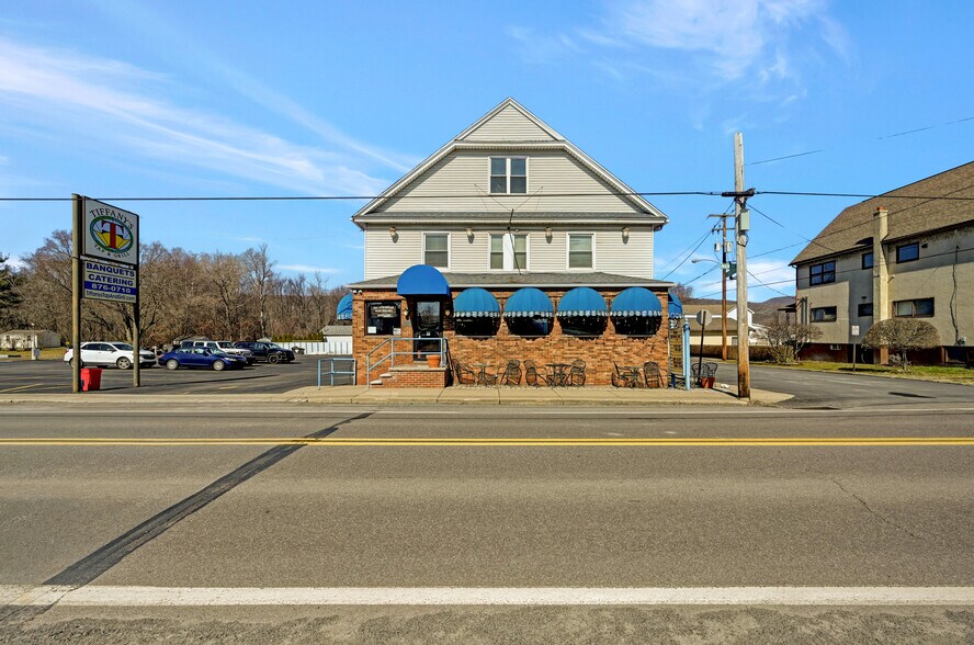 More Photos Of 291 Main St, Eynon Restaurant For Sale