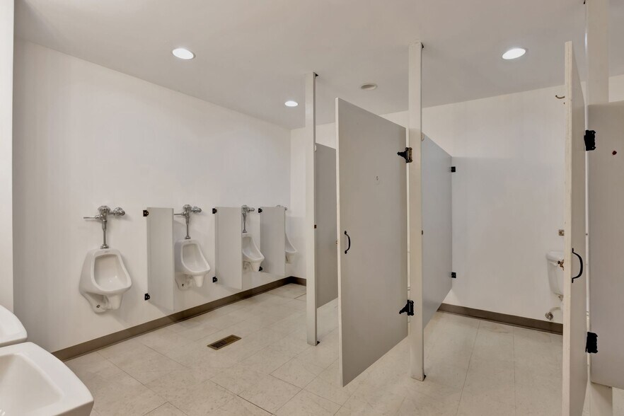 More Photos Of 11845 US 41 St, Monteagle Trailer Camper Park For Sale