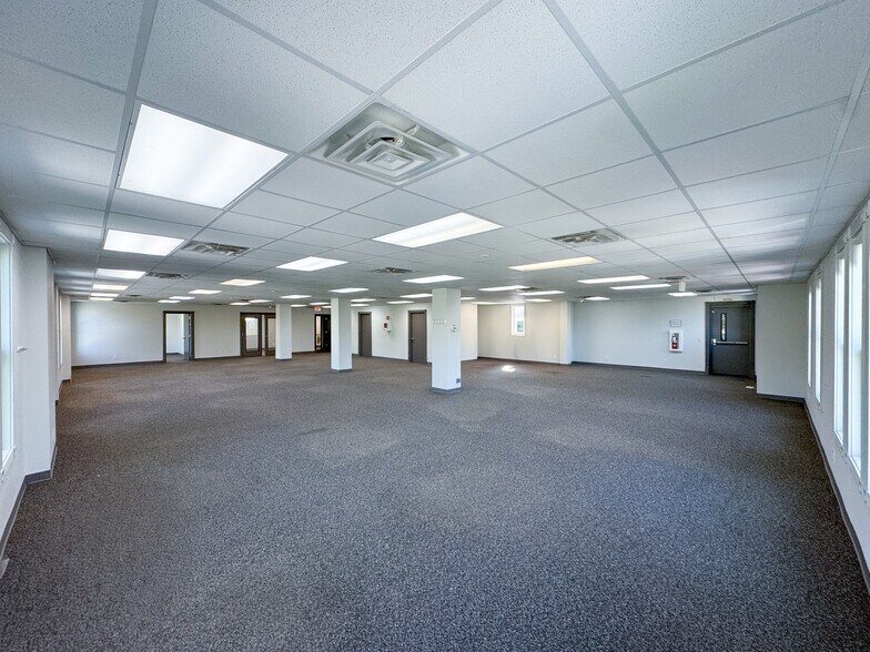 More Photos Of 52-54 Lindsley Ave, Nashville Office For Lease