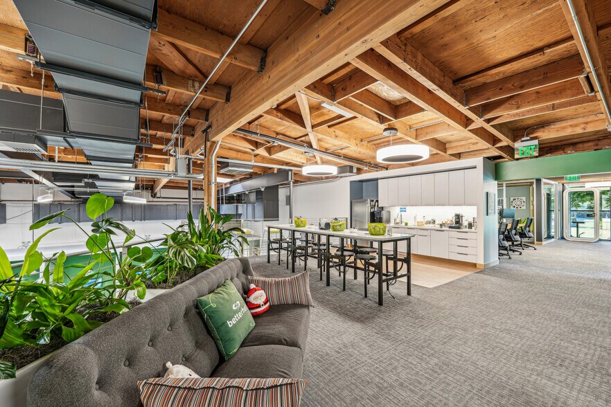 More Photos Of 990 Villa St, Mountain View Loft Creative Space For Lease