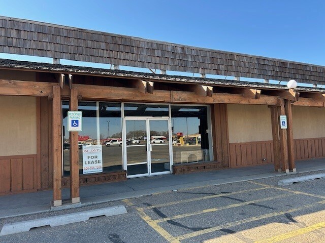 More Photos Of 704-712 Maple Ave, Dalhart Unknown For Lease