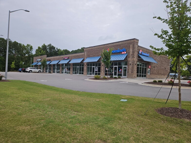 Primary Photo Of 2509 Piney Green Rd, Jacksonville General Retail For Lease