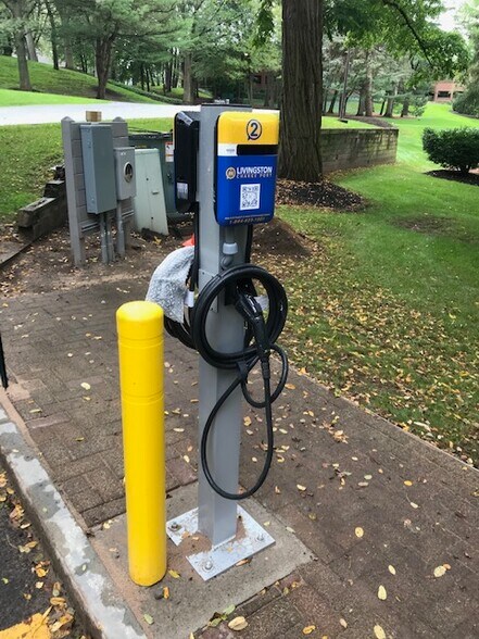 More Photos Of 100 Linden Oaks Dr, Rochester Office For Sale