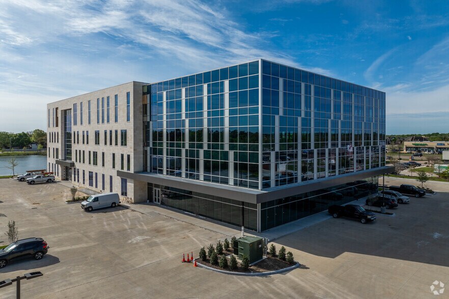 More Photos Of 1715 South Friendswood, Friendswood Medical For Lease