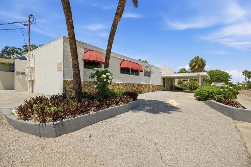 More Photos Of 1811 Bayshore Gardens Pky, Bradenton Medical For Sale