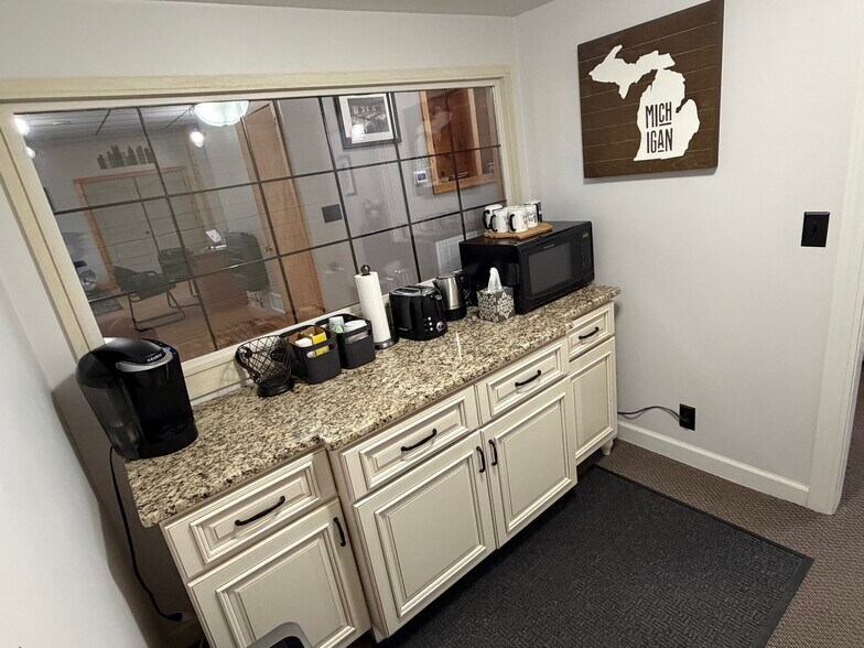 More Photos Of 3568 Avon St, Hartland Storefront Retail Residential For Sale